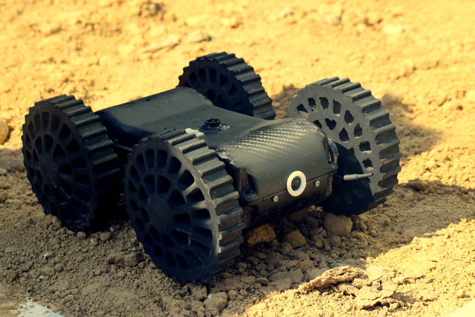 ede40d39-21d8-4864-ac25-0e6f9f792036