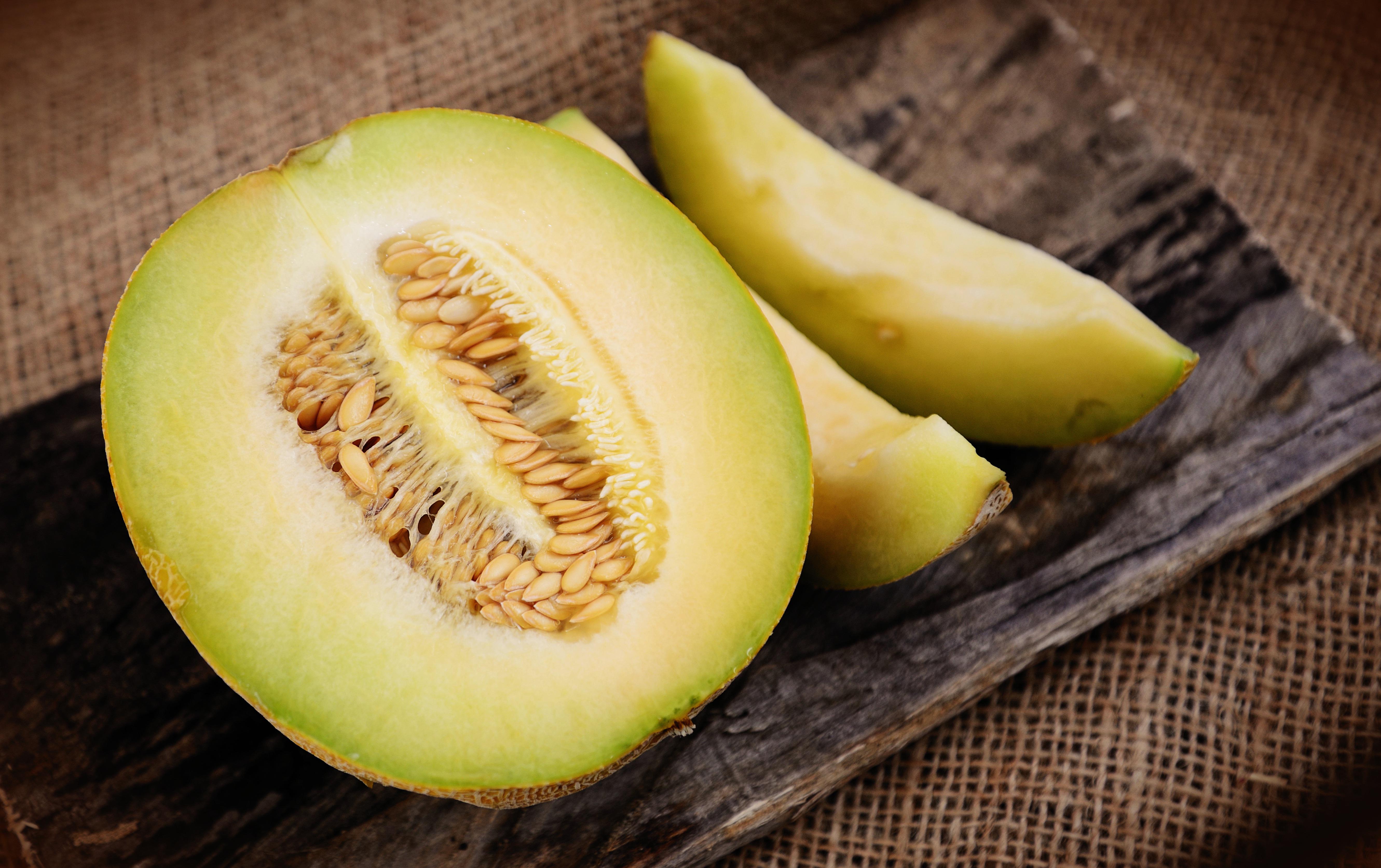 Is this melon sweet? A quantitative classification for near-infrared spectroscopy