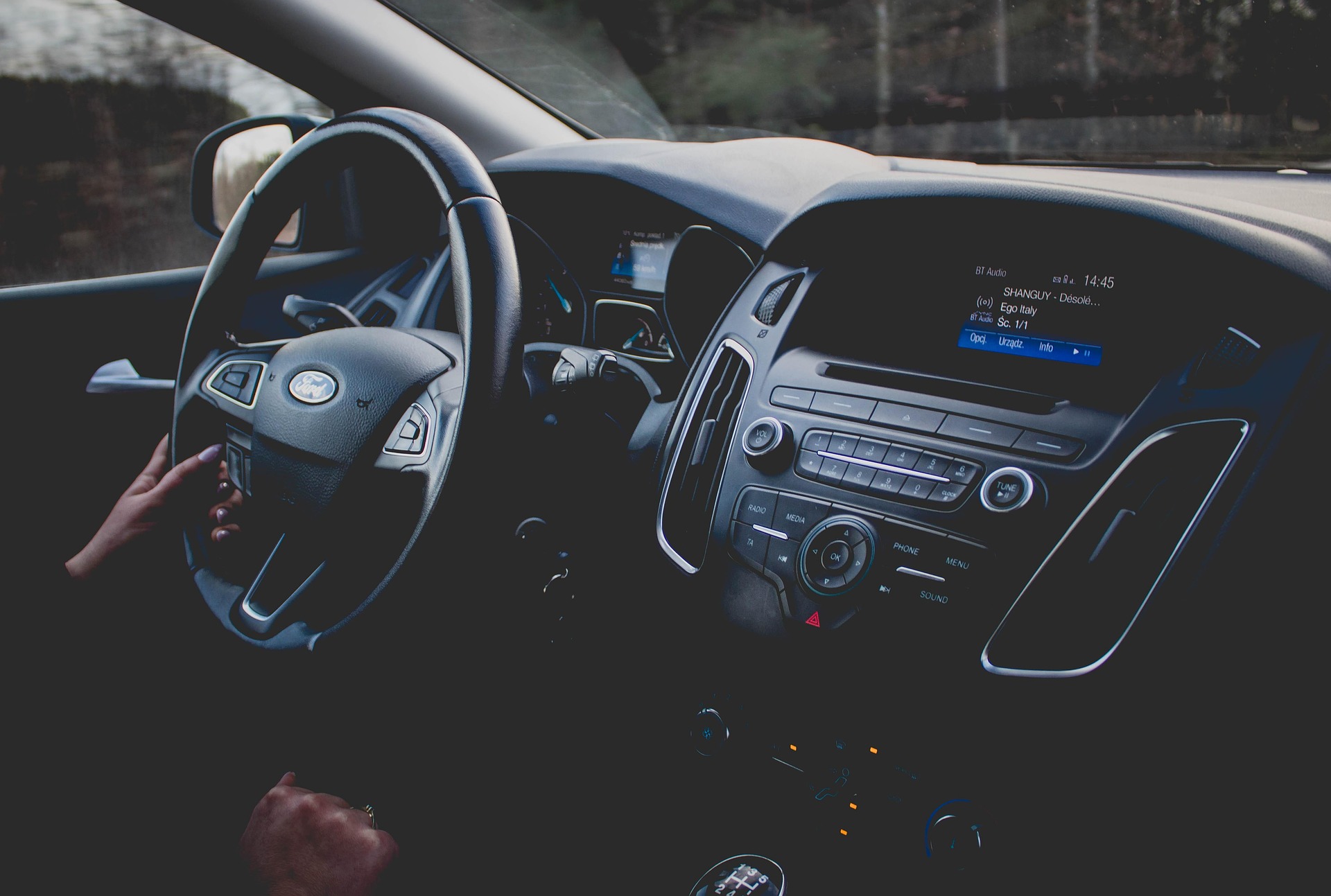 Smart Steering Wheel: Design of IoMT-Based Non-Invasive Driver Health Monitoring System to Enhance Road Safety